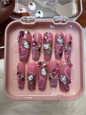 Kitty Pink Rhinestone Press-On Nail Set